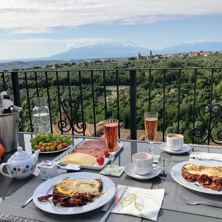 Holiday home Casa Di Tonno - Autentieke Vakantiewoning Met Panoramisch Dakterras Loreto Aprutino