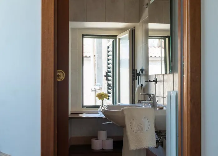 Charmante Vakantiewoning 'casa Di Tonno'